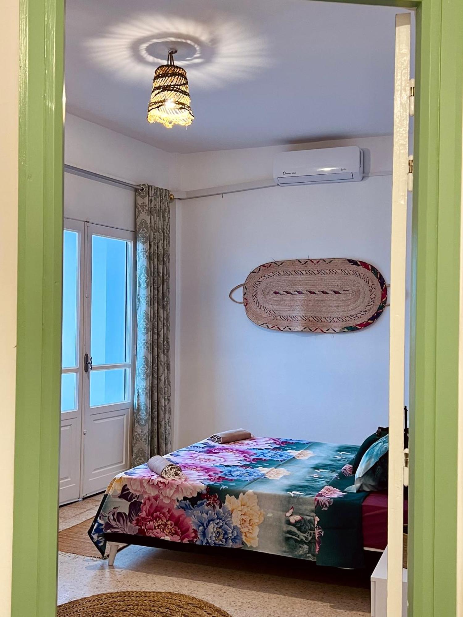 Appartement Vue De Mer Pied Dans L'Eau Gabès Esterno foto